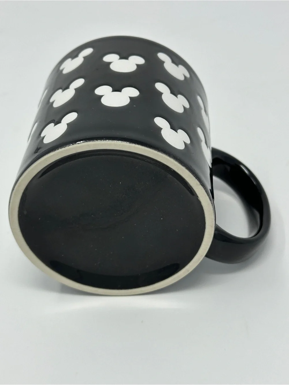Mickey Mouse mug - vintage Disney Mug - Mickey Mouse coffee cup - 12 oz mug